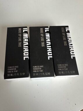 IL MAKIAGE Flawless Base Foundation Trio - Natural Matte finish, Shade #75